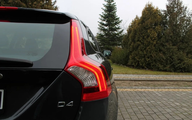 Volvo V60 cena 40999 przebieg: 220000, rok produkcji 2013 z Krajenka małe 631